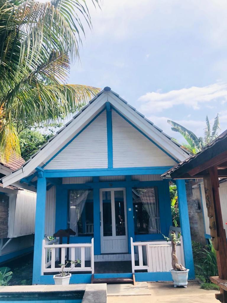 Youpy Bungalows Gili Air Oda fotoğraf