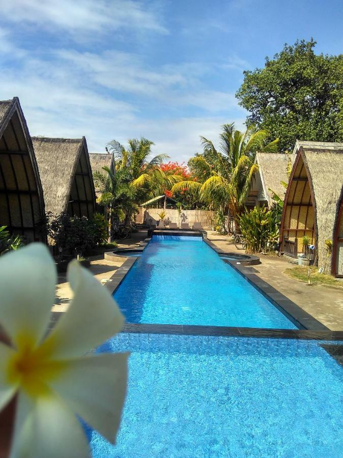 Youpy Bungalows Gili Air Dış mekan fotoğraf